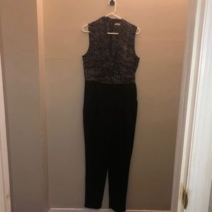Forever 21 jumpsuit w/ pockets